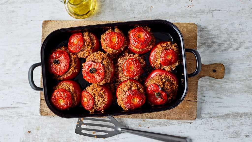 Gefüllte Sommertomaten